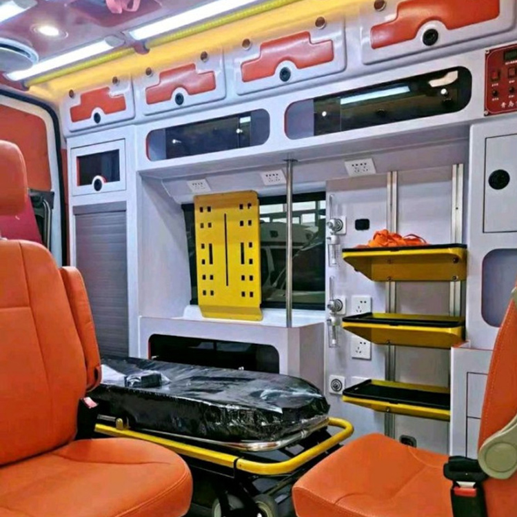 西藏长途救护车护送病人租赁价格